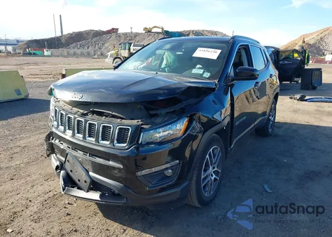 2019 Jeep Compass Latitude 4X4 from USA, damaged, VIN 3C4NJDBBXKT600409